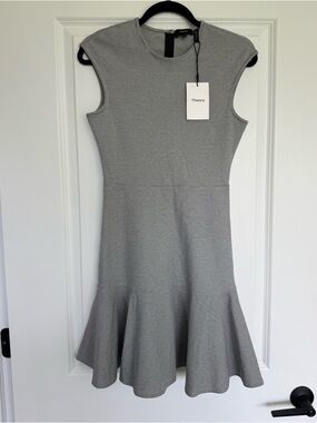 NWT Theory Essential Fit and Flare Dress in Fixture Ponte Stripe size 4